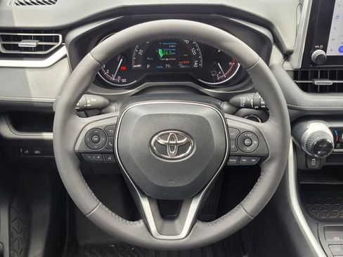 Used 2024 Toyota RAV4 XLE Premium FWD image 12