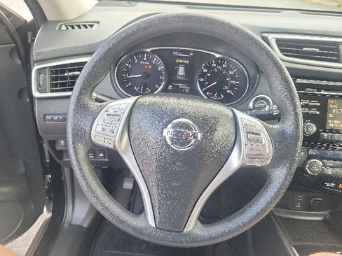 Used 2014 Nissan Rogue SV AWD/4WD image 21