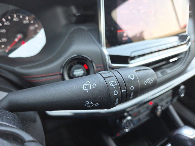 Used 2025 Jeep Compass Trailhawk AWD/4WD image 38