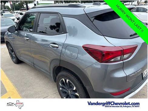 Used 2021 Chevrolet TrailBlazer LT w/ Convenience Package FWD image 5