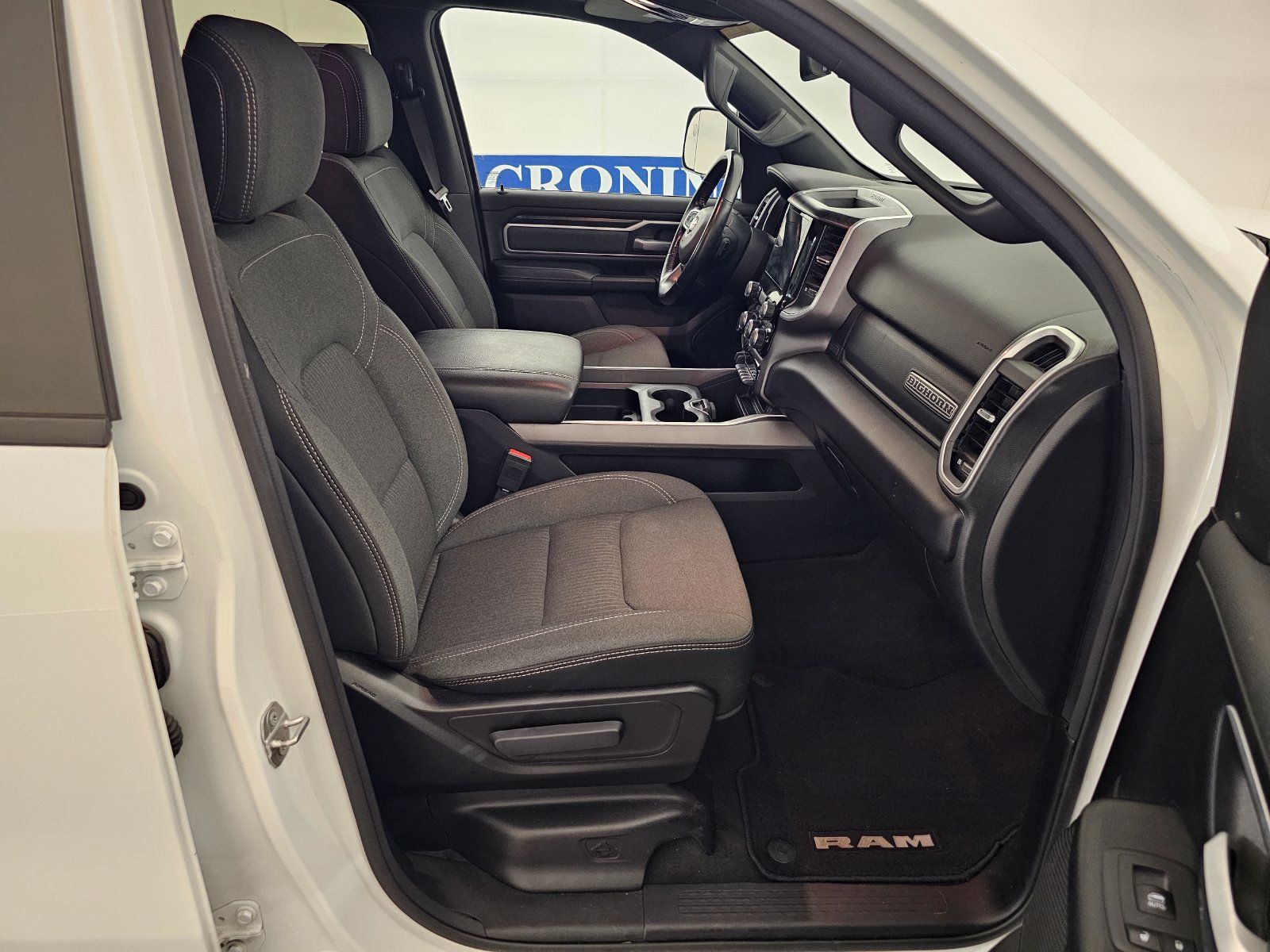Used 2022 RAM 1500 Big Horn AWD/4WD image 27