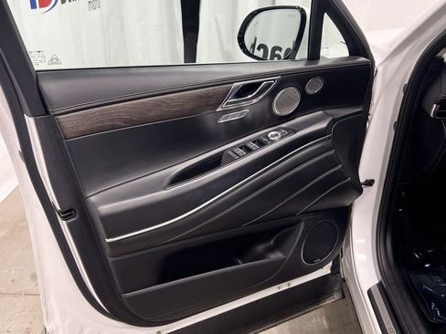 Used 2021 Genesis GV80 2.5T w/ Prestige Package 04 image 14