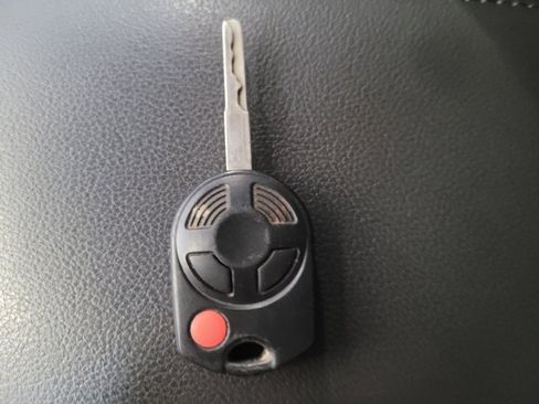 Used 2014 Ford Escape SE FWD image 32