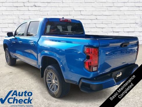 Used 2024 Chevrolet Colorado LT RWD image 2