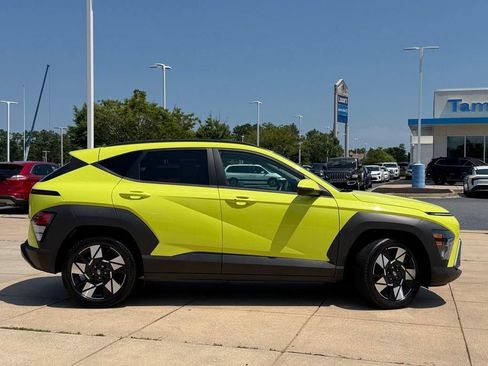 Used 2024 Hyundai Kona SEL FWD image 4