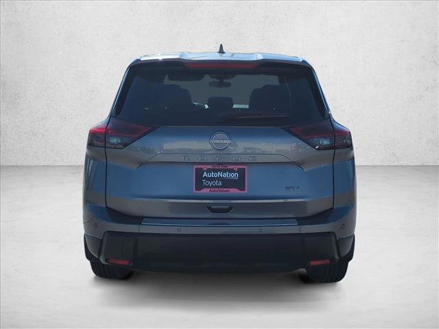 Used 2024 Nissan Rogue SV FWD image 7