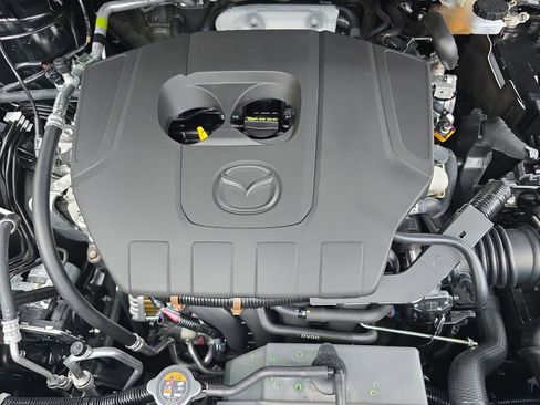 New 2025 MAZDA CX-5 AWD 2.5 S w/ Preferred Package image 32