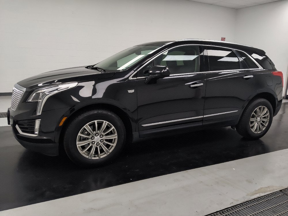 Used 2018 Cadillac XT5 Luxury AWD/4WD image 2