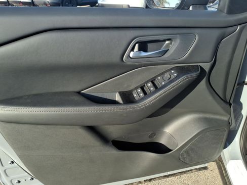 New 2026 Nissan Rogue SV FWD image 13