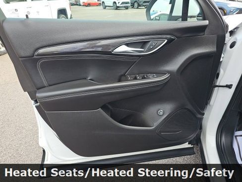 Used 2022 Buick Envision Preferred image 13