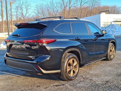 Used 2023 Toyota Highlander Bronze Edition image 27