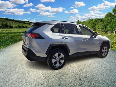 Used 2024 Toyota RAV4 XLE image 6