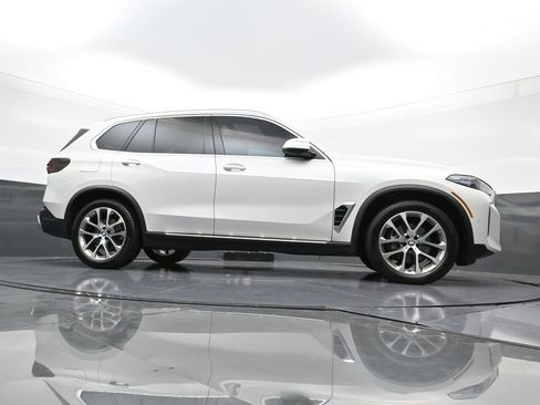 Used 2025 BMW X5 xDrive40i image 29