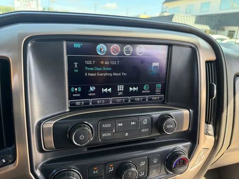 Used 2018 GMC Sierra 1500 Denali AWD/4WD image 21