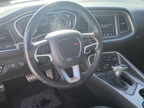 Used 2016 Dodge Challenger SXT Plus RWD image 28