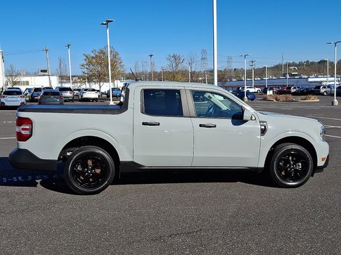 Used 2022 Ford Maverick XLT w/ Equipment Group 300A Standard AWD/4WD image 7
