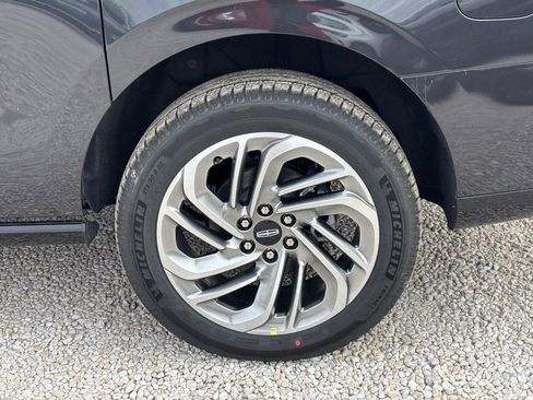 New 2026 Lincoln Navigator L Reserve image 9