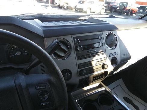 Used 2014 Ford F250 XLT image 27