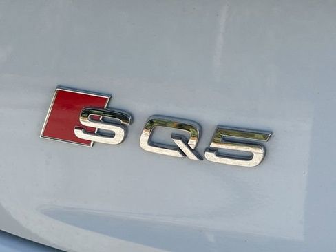 Used 2025 Audi SQ5 Premium Plus image 11