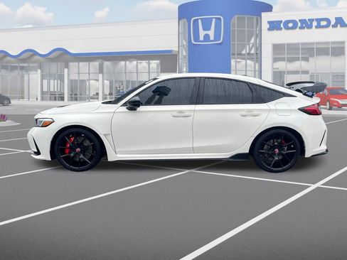 Used 2025 Honda Civic Type R image 5