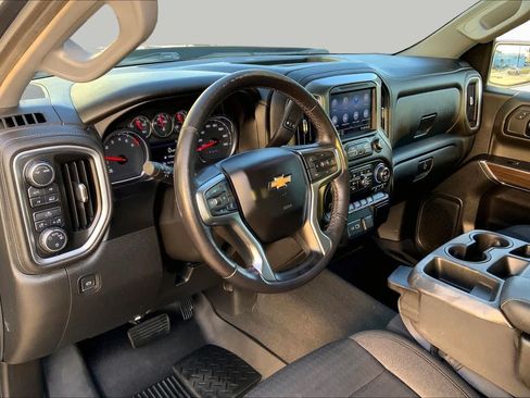 Used 2021 Chevrolet Silverado 1500 LT AWD/4WD image 18