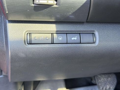 Used 2022 Nissan Pathfinder SL w/ SL Premium Package image 20