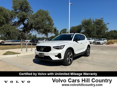 Used 2023 Volvo XC40 B5 Plus