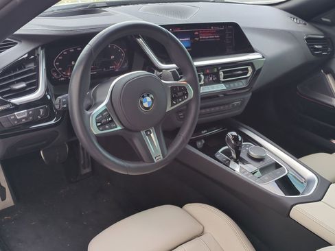 Certified 2024 BMW Z4 M40i w/ Premium Package RWD image 29