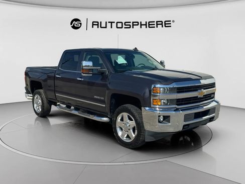 Used 2015 Chevrolet Silverado 2500 LTZ w/ Duramax Plus Package image 42
