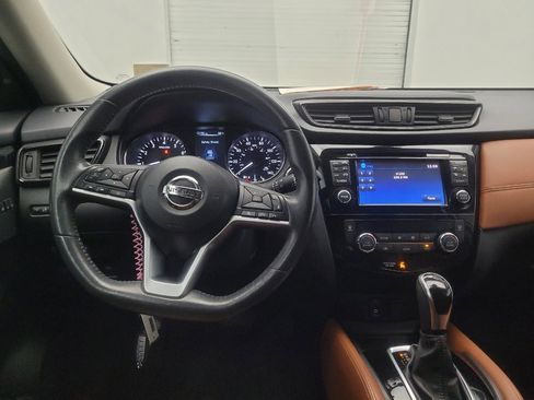 Used 2017 Nissan Rogue SL w/ SL Premium Package FWD image 22