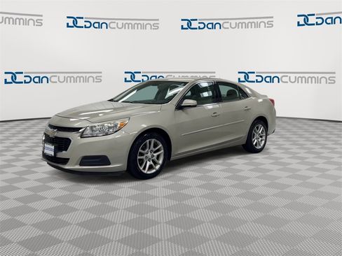Used 2014 Chevrolet Malibu LT w/ Power Convenience Package image 4