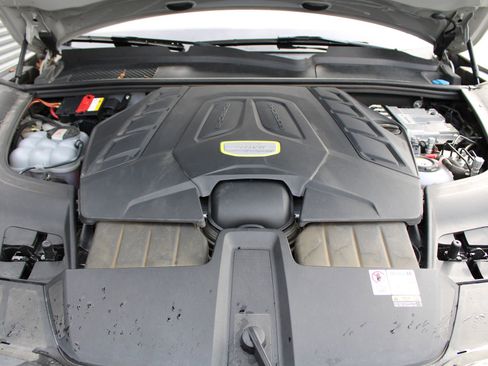 Used 2023 Porsche Cayenne Turbo S image 27