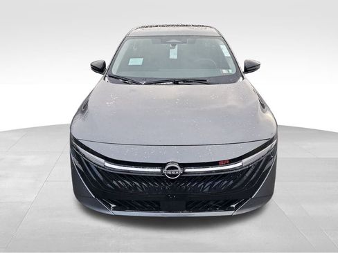 New 2026 Nissan Sentra SR w/ SR Premium Package FWD image 9