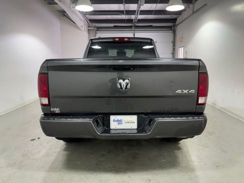 Used 2016 RAM 1500 Express AWD/4WD image 6