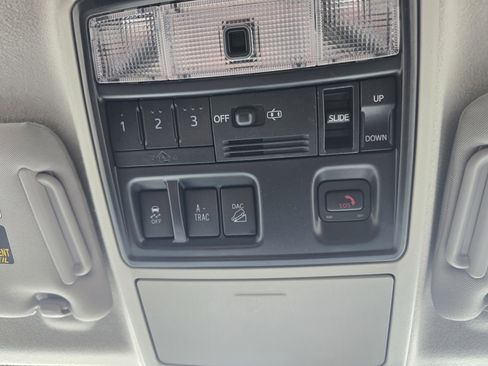 Used 2021 Toyota 4Runner Limited image 25