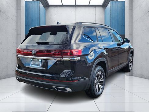 New 2026 Volkswagen Atlas SE image 28