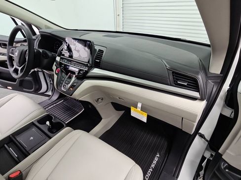New 2026 Honda Odyssey EX-L image 38