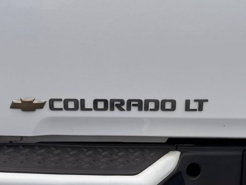 Used 2010 Chevrolet Colorado LT RWD image 22