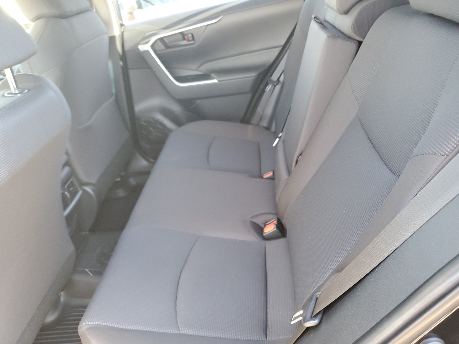 Used 2025 Toyota RAV4 LE AWD/4WD image 13