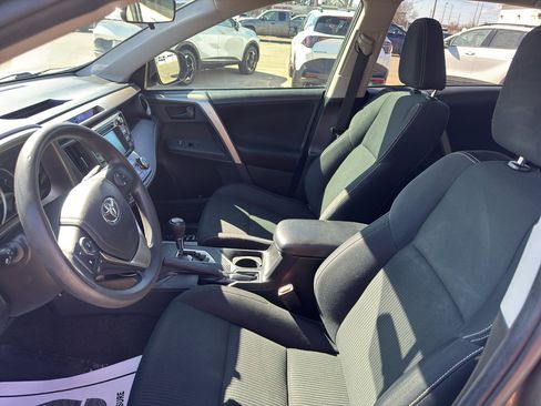 Used 2013 Toyota RAV4 XLE image 14