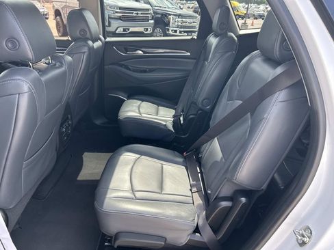 Used 2018 Buick Enclave Premium w/ Experience Buick Package FWD image 25