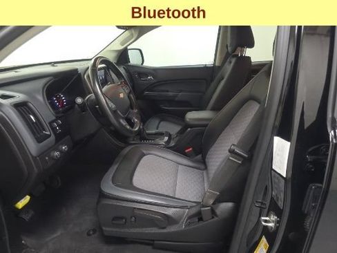 Used 2022 Chevrolet Colorado Z71 AWD/4WD image 10