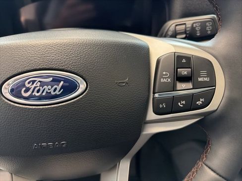 New 2026 Ford Explorer Active image 19