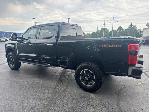 Used 2024 Ford F250 Lariat w/ Tremor Off-Road Package AWD/4WD image 3
