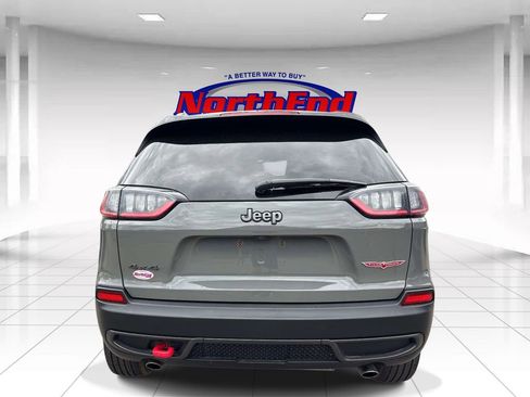 Used 2022 Jeep Cherokee Trailhawk w/ Premium Leather Package AWD/4WD image 4