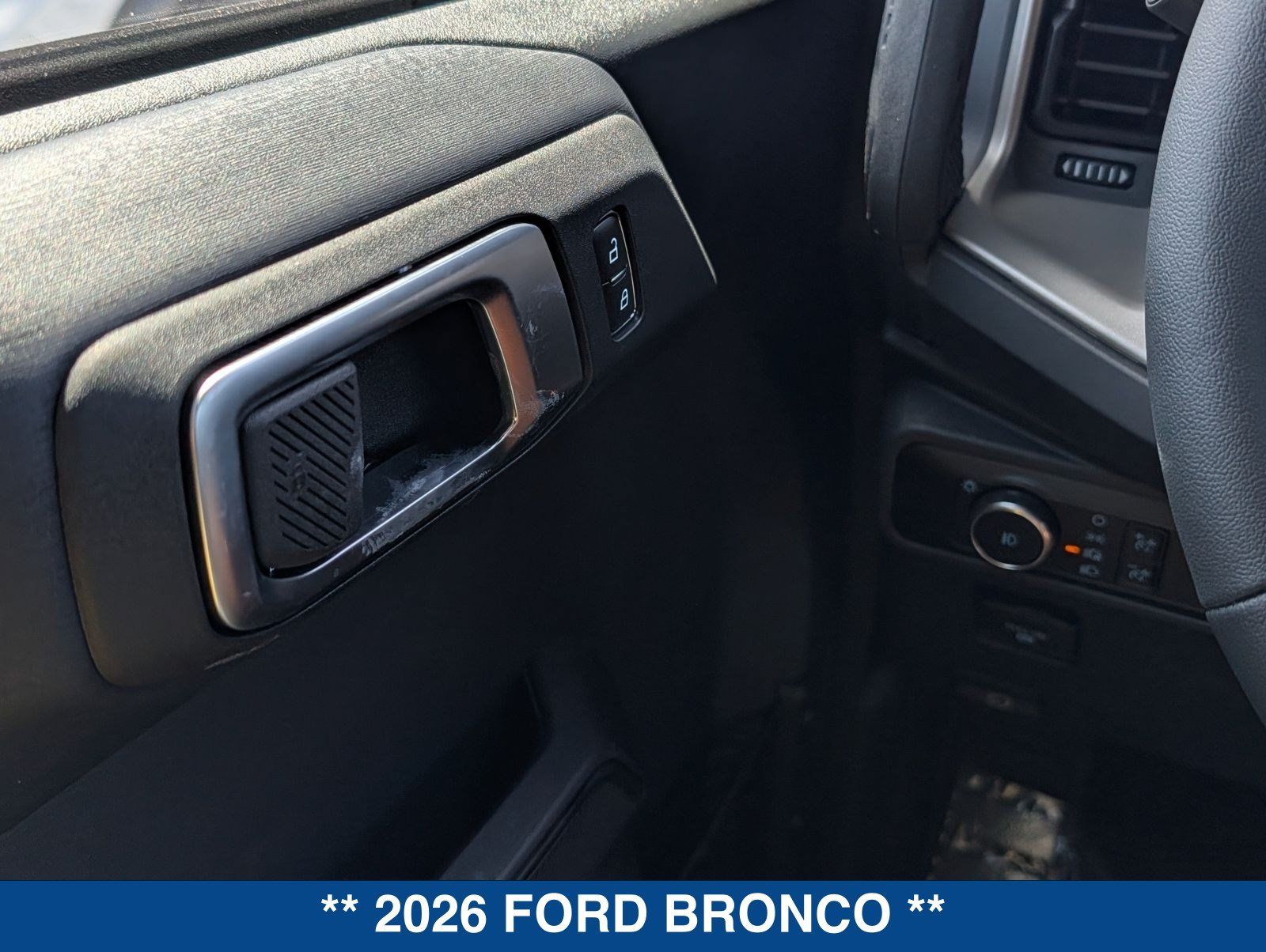 Used 2026 Ford Bronco Outer Banks AWD/4WD image 43