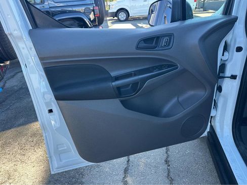 Used 2020 Ford Transit Connect XL image 15