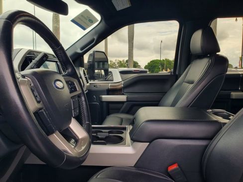 Certified 2022 Ford F250 Lariat w/ Lariat Ultimate Package image 10