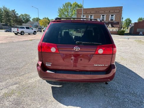 Used 2008 Toyota Sienna LE FWD image 22