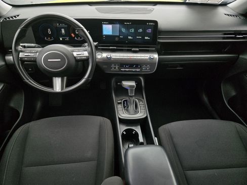 Used 2024 Hyundai Kona SEL image 13